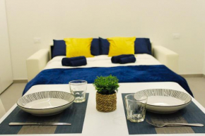 Modern & Bright Apartment near Porta Garibaldi